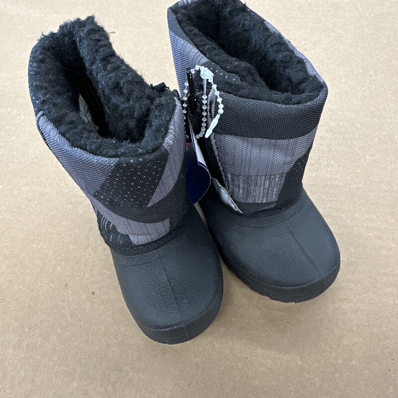 NN, Size: 4, Item: Boots