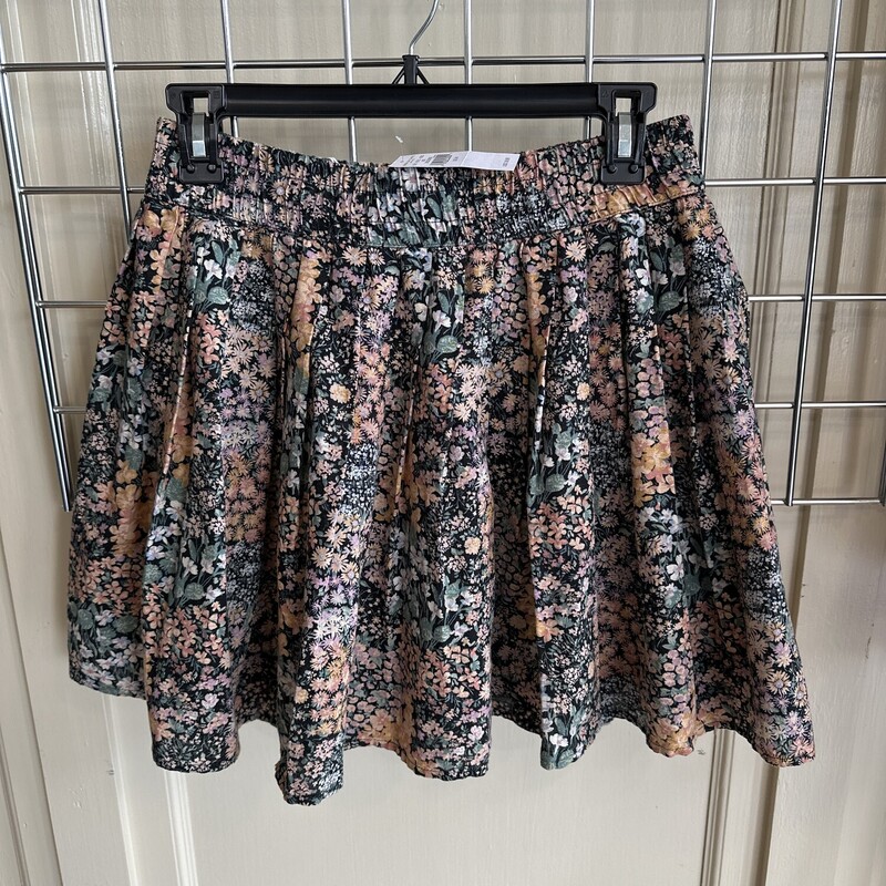 New With Original Tags:  American Eagle Skirt, Floral, Size: M<br />
All sales are final.<br />
Pickup in store within 7 days of purchase or have it shipped.