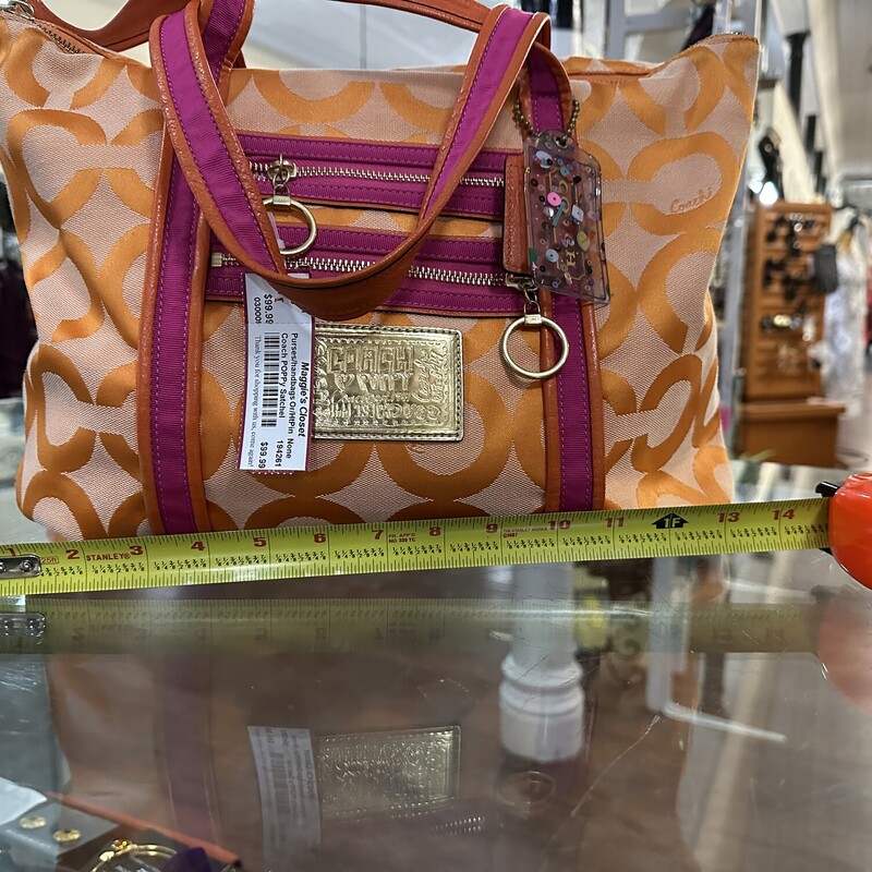 Coach POPPy Satchel, Or/HtPin, Size: 10in Tall 13 in wide
Almost Perfect Conditon with this Poppy Coach !You will Be  Ready for Spring With this color choice!

All Sales Final
No Returns

Shipping Available
or
Pick Up In Store Within 7 Days of Purchase