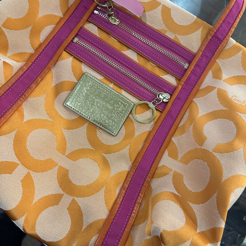 Coach POPPy Satchel, Or/HtPin, Size: 10in Tall 13 in wide<br />
Almost Perfect Conditon with this Poppy Coach !You will Be  Ready for Spring With this color choice!<br />
<br />
All Sales Final<br />
No Returns<br />
<br />
Shipping Available<br />
or<br />
Pick Up In Store Within 7 Days of Purchase
