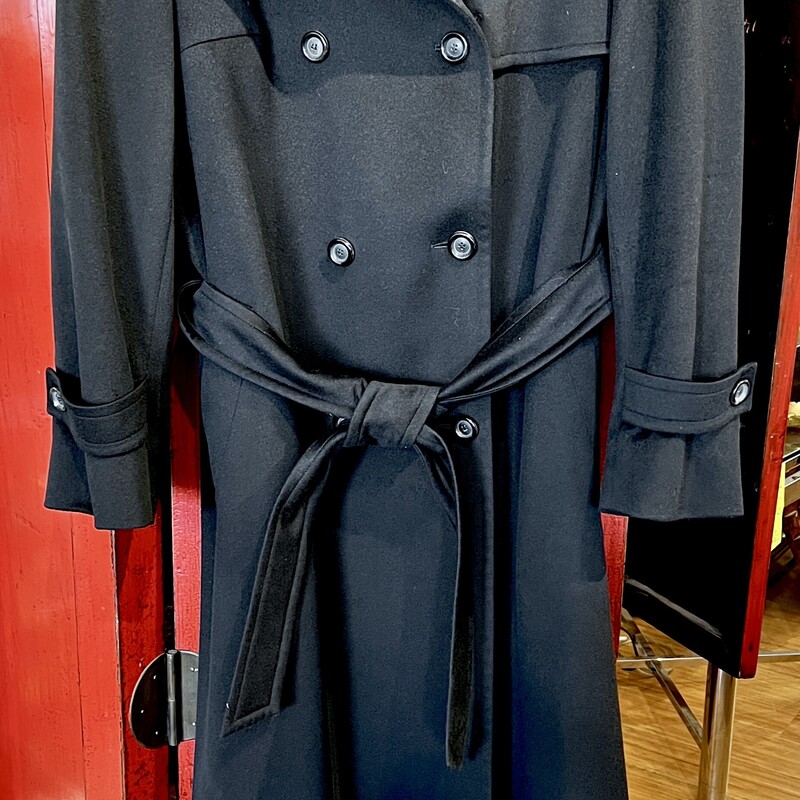 AKRIS Long Cashmere Overcoat - Italian
Size: 12