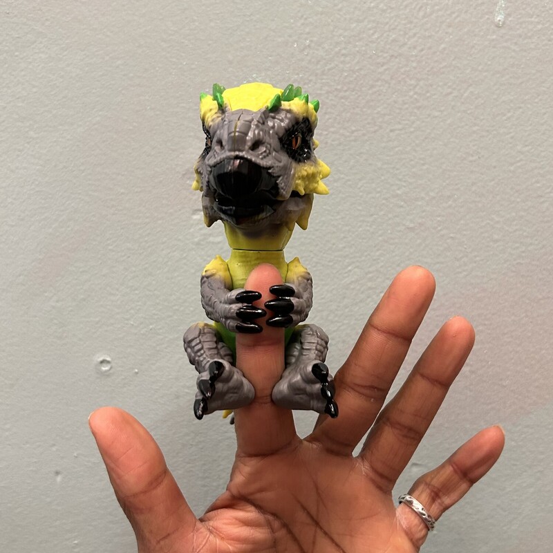 Dino Fingerling, Size: Toy/Game