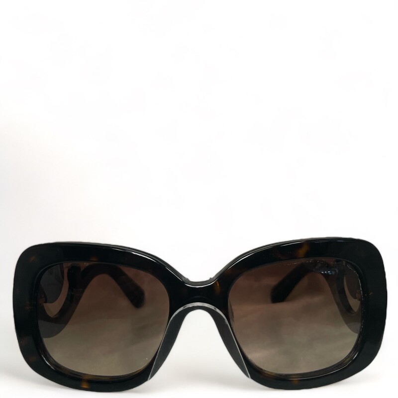 Prada Sunglasses
Baroque SPR270
Tortoise