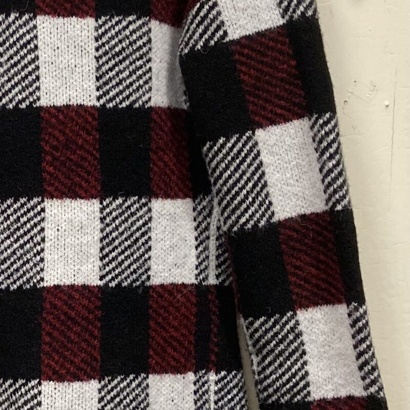 Red/blk/wt Check Cardigan<br />
Red/blk<br />
Size: XS/S