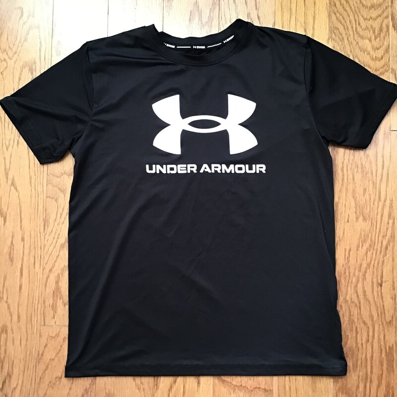 Under Armour Shirt, Black, Size: M

inside collar says: swim

FOR SHIPPING: PLEASE ALLOW AT LEAST ONE WEEK FOR SHIPMENT

FOR PICK UP: PLEASE ALLOW 2 DAYS TO FIND AND GATHER YOUR ITEMS

ALL ONLINE SALES ARE FINAL.
NO RETURNS
REFUNDS
OR EXCHANGES

THANK YOU FOR SHOPPING SMALL!