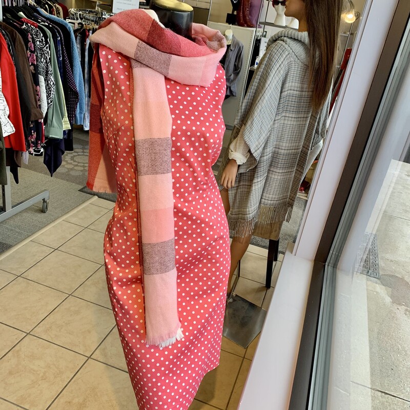 J Michaels Sun Dress Polka dots,
Colour: Pink White,
Size: 6,
Lined