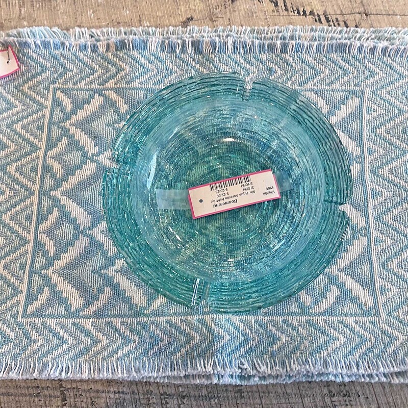 6 Blue Woven Placemats