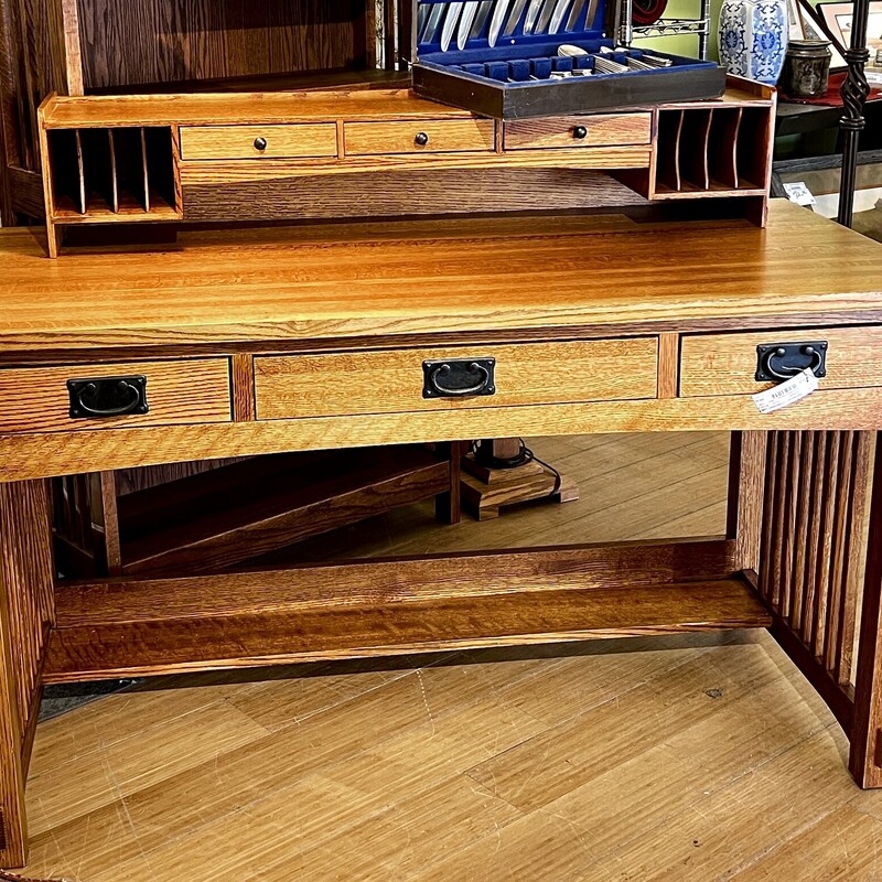 Desk/Hutch Royal Craftsman,
Size: 53x25x39