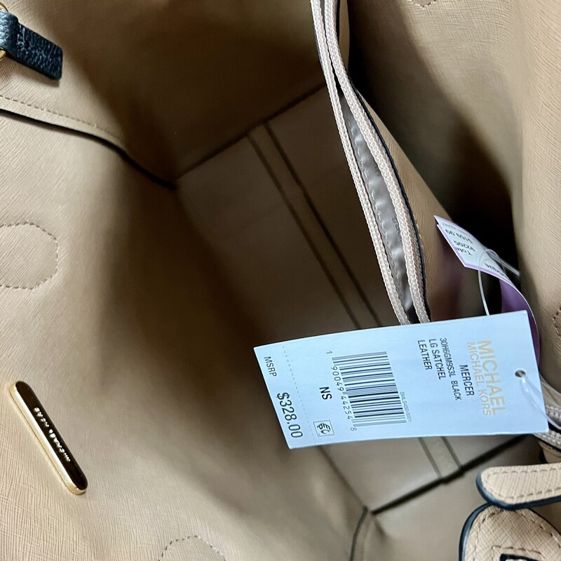 Michael Kors (NEW)
Mercer Large Saffiano Leather Tote Bag
-Saffiano leather
-100% leather from tanneries meeting the highest standards of environmental performance
-Gold-tone hardware
-12.5\"W X 9.75\"H X 5.5\"D
-Handle drop: 5.5\"
-Adjustable strap: 15.75\"-18.25\"
-Interior details: zip compartment
-Dust bag included
-NEW with TAGS, bag still has handles/hardware still wrapped
The bag is in New condition, no marks or flaws found.
-Retails:  $328.00