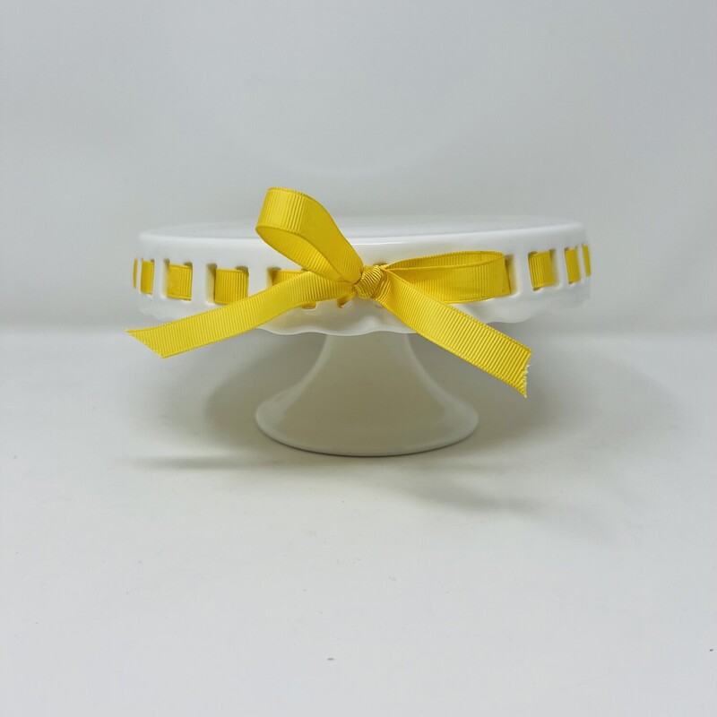 Pedestal Cake Plate With Yellow Ribbon Accent<br />
White & Yellow