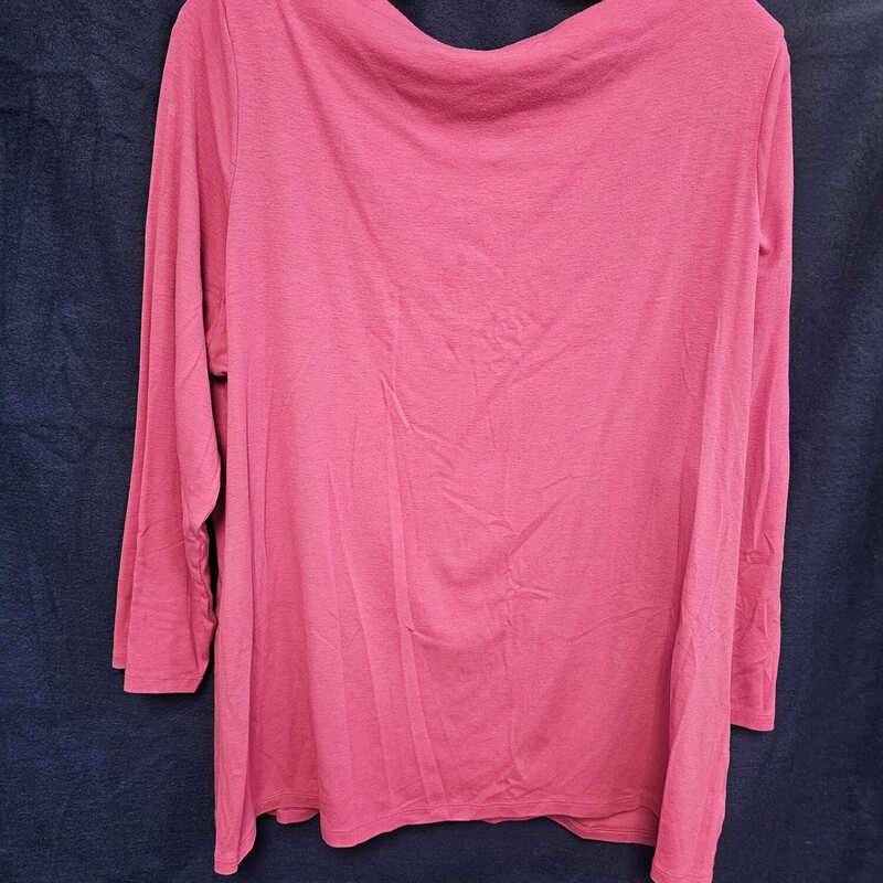 Half sleeve super soft knit top in pink.