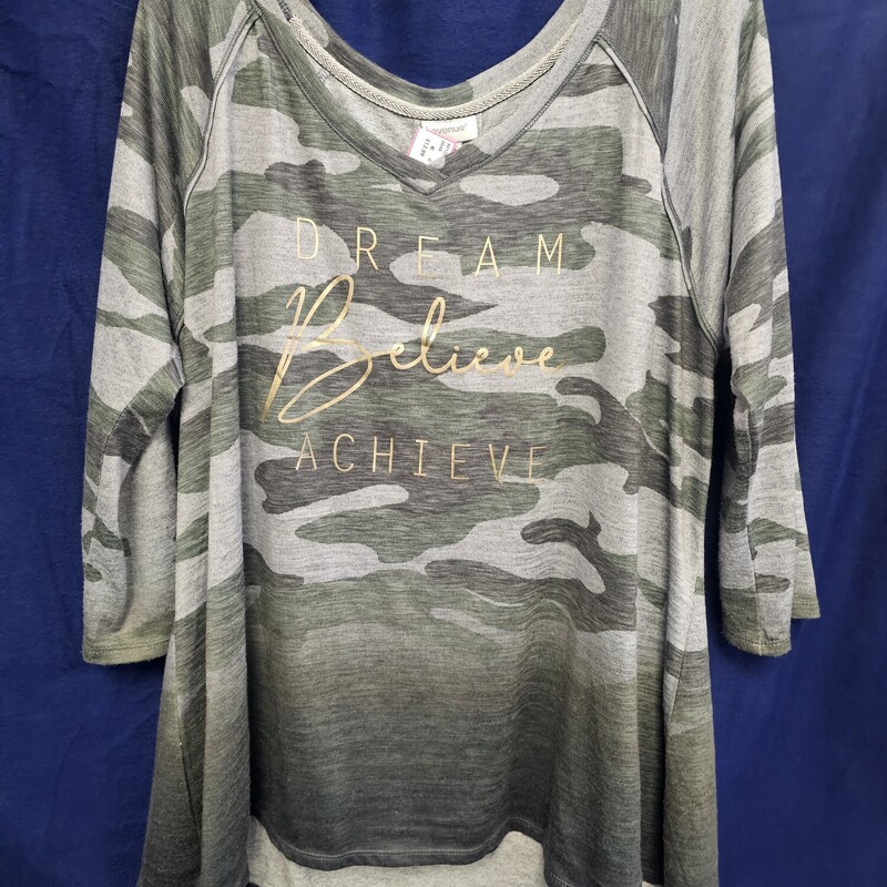 Half sleeve knit lightweight sweatshirt in green camo with Dream Belive Achieve in gold graphic.