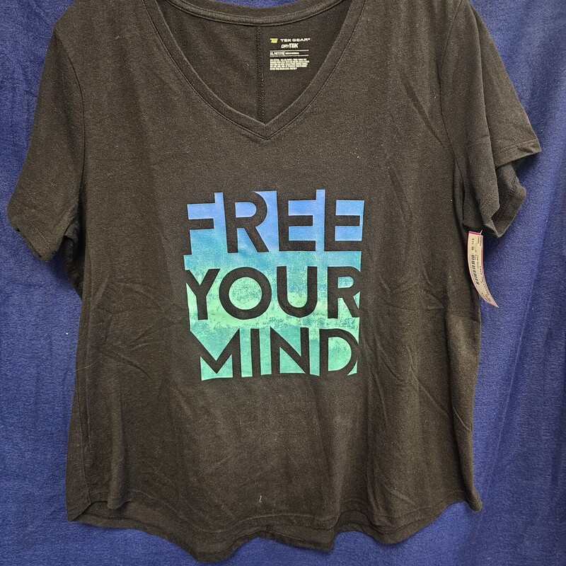 Short sleeve black tee with graphic screen printed on the front - Free Your Mind.
