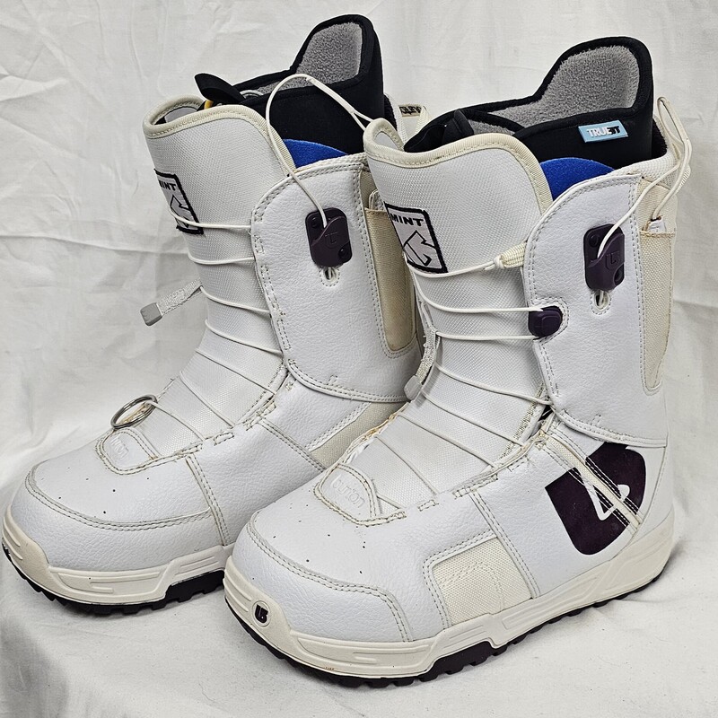 Pre-owned Burton Mint True Fit Women's Snowboard Boots with Upper area and Lower area fit cables. Size: 7.  MSRP $139.99
