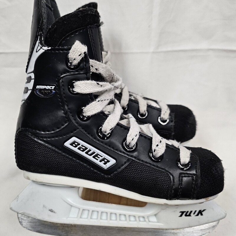 Pre-owned Bauer Impact 100 Youth Hockey Skates, Size: Y9