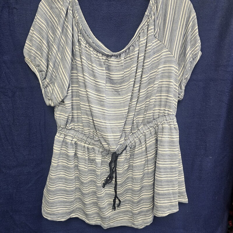 Short sleeve blouse in blue and white stripe with cinched waist