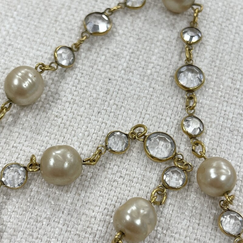 Chanel Baroque Pearl & Crystal Necklace
c.1981, Size: 62 inches
