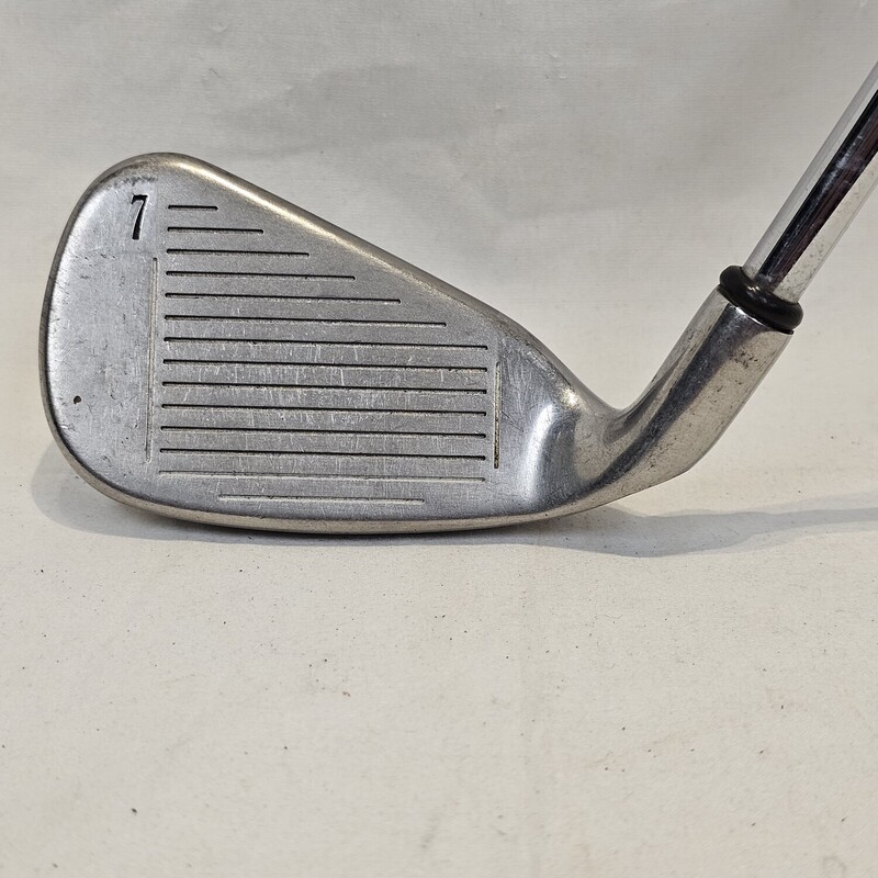 Callaway Big Bertha 7 Iron Golf Club
Size: Mens 37 inch
Right Hand
Percision Micro Taper Shaft
Flex: Regular

Gently Used: Excellent Condition