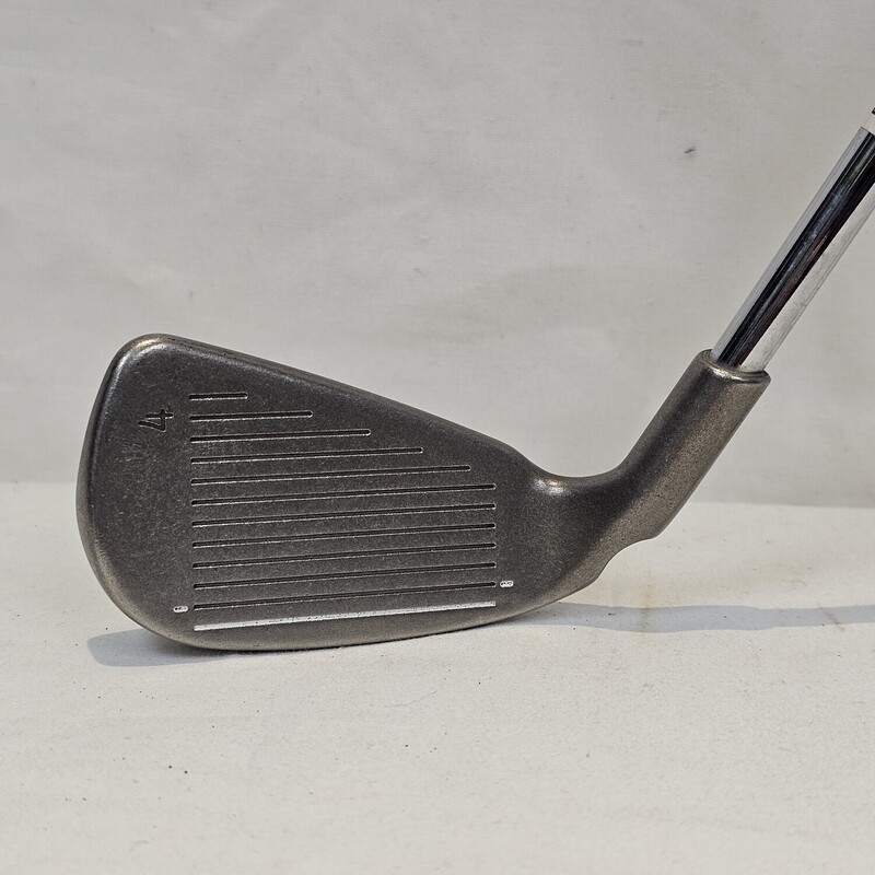 Ping i3+ 4 Iron Golf Club (White Dot)
Size: Mens 39 inch
Right Hand
True Temper Shaft
Flex: Stiff

Gently Used: Excellent Condition