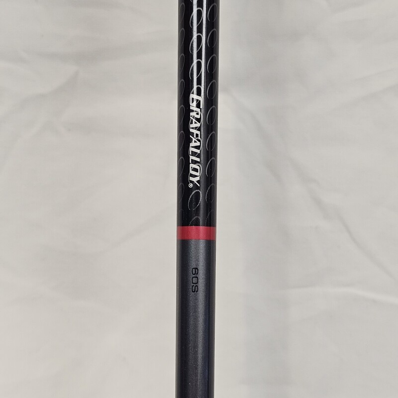 Callaway X Series N415 Fairway Hybrid 3 Wood Golf Club
Size: Mens 41 inch
Right Hand
Grafalloy Prolaunch Axix 60 Shaft

The N 415 Fairway Wood is easy to hit and designed for distance.  It has a fast face to give you ball speed so you hit it longer, easy to get up in the air and you can use it off the tee, the rough or fairway.

- Ball Speed and Distance: The fast face gives you ball speed to hit it far.

- Easy To Hit: The Center of Gravity makes it easy to launch the ball high.

- Versatile: Designed so you can play it off the tee, fairway or rough.

- Internal Standing Wave design lowers the CG by pushing the weight close to the club face without actually touching it for increased distance from everywhere.

- Forged Speed Frame Face Cup increases ball speeds across the entire club face.

- Modern Warbird Sole delivers increased versatility from everywhere, a modern version one of the most versatile fairway woods ever produced.

Gently Used: Excellet Condition