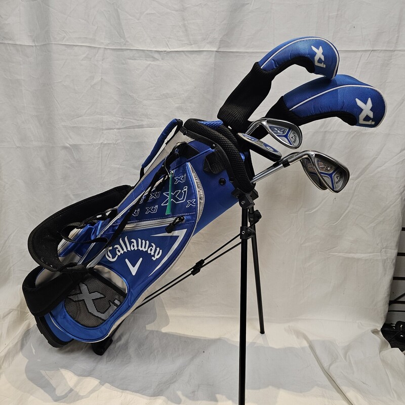 Callaway Xj2 Junior 6 Piece Set
Size: Junior 47 inch - 53 inch height
Left Hand
Set Includes:
- Driver w/ Headcover
- Fairway Wood w/ Headcover
-Iron Set (7,9,Sand Wedge)
-Putter
- Lightweight Stand Bag w/ 5 Zipper Pockets

Features:

- XJ Sets feature our industry-leading Callaway technologies that are designed for the distance to hit it long and the forgiveness to make clean contact and hit solid shots. This includes titanium drivers for long distance and proven graphite shafts.

- These ultra-light weight sets are engineered so that each club is easy to swing for the best performance.

- Driver:
Loft (17 Degree), Length (34 inch), Lie (56 Degree)

- Fairway Wood:
Loft (23 Degree), Length (33 inch), Lie (57 Degree)

- 7 Iron:
Loft (36 Degree), Length (30 inch), Lie (60 Degree)

- 9 Iron:
Loft (42 Degree), Length (29 inch), Lie (61 Degree)

- Sand Wedge:
Loft (52 Degree), Length (28 inch), Lie (62 Degree)

- Putter:
Loft (3 Degree), Length (27 inch), Lie (70 Degree)

Gently Used: Excellent Like New Condition