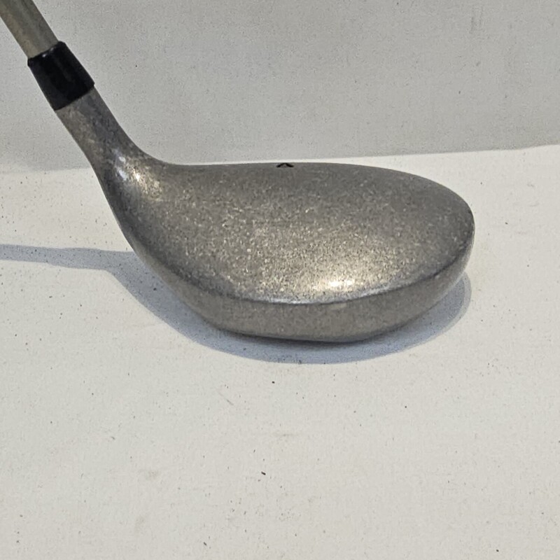 Dynacraft Tour Caliber Fairway Wood, 16 Degree 3 Wood, XPC Shaft Flex-Ladies, Size: WRH<br />
<br />
Gently Used: Great Condition