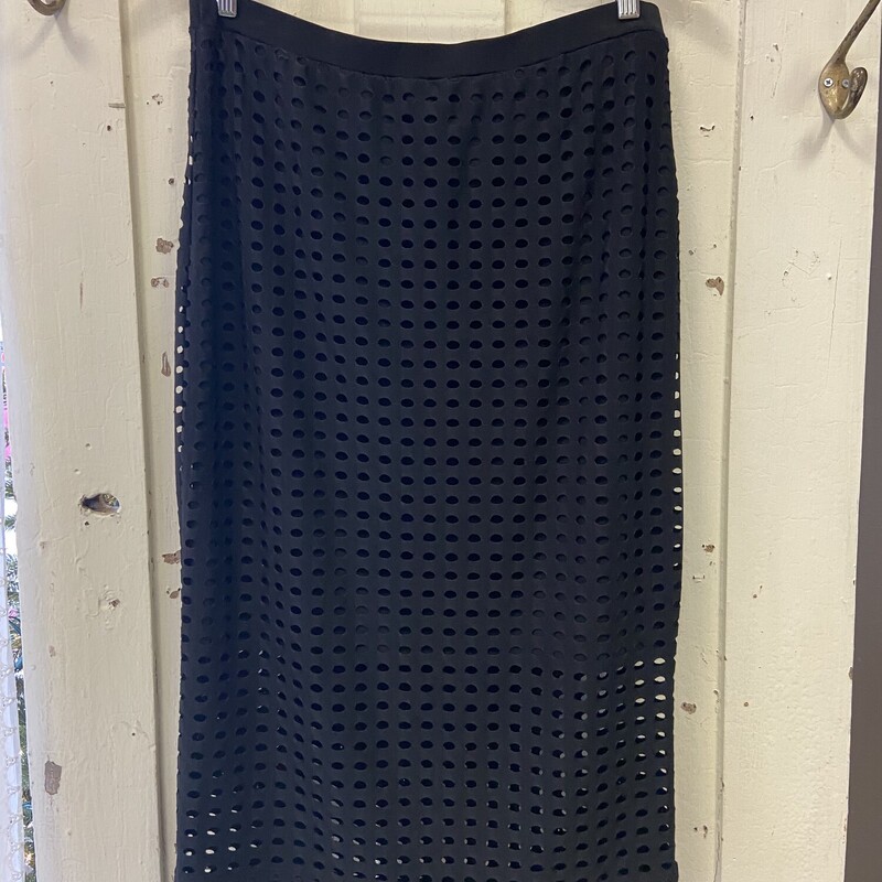 Blk Lined Skirt W/holes<br />
Black<br />
Size: L R $118