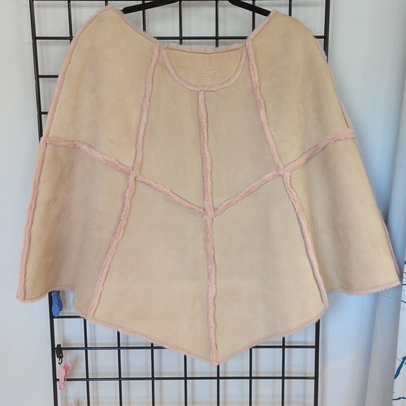 Ugg Genuine Leather/suede Poncho, Tan, Size: S-M<br />
Had pockets