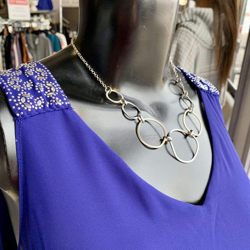 Cleo NWT Festive Dress,
Colour: Blue,
Size: 8 Petite