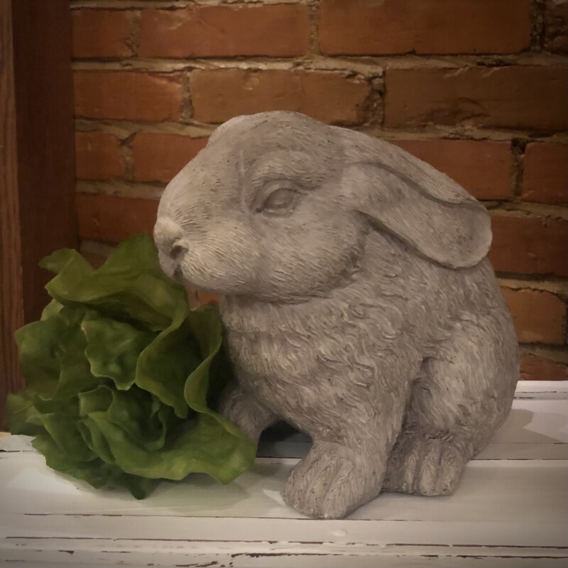 Coming Through Bunny<br />
7 H x 9 L<br />
This precious rabbit is a wonderful way to add a pop of spring to your room or porch.