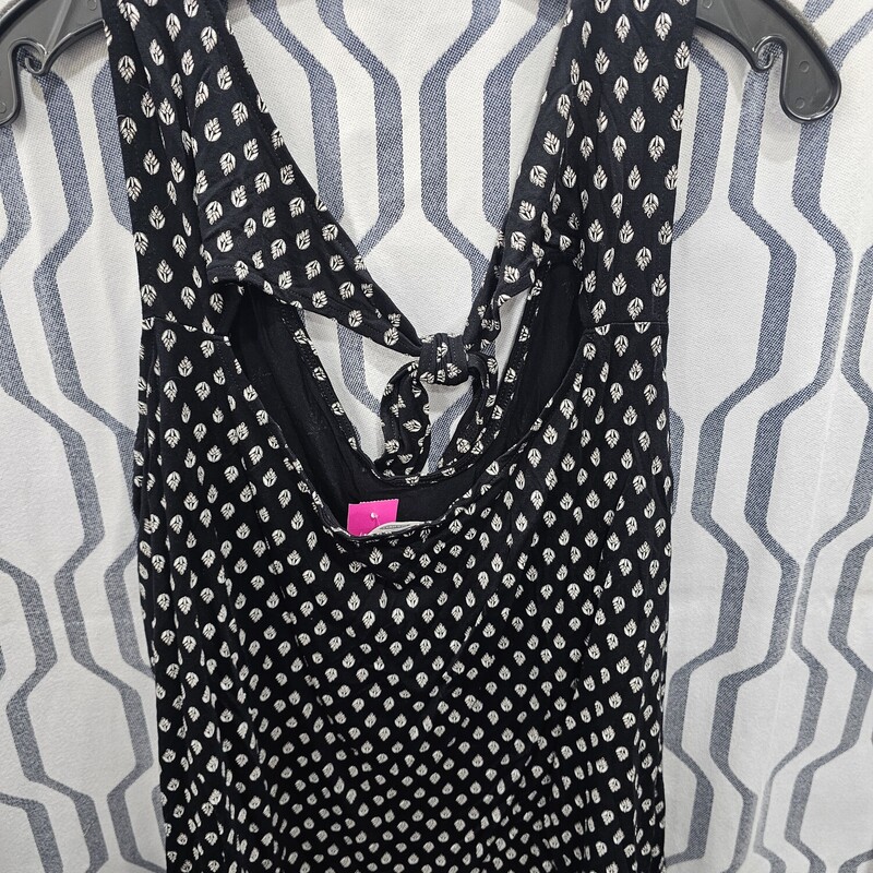 Cute black and white printed tank with tie in the back