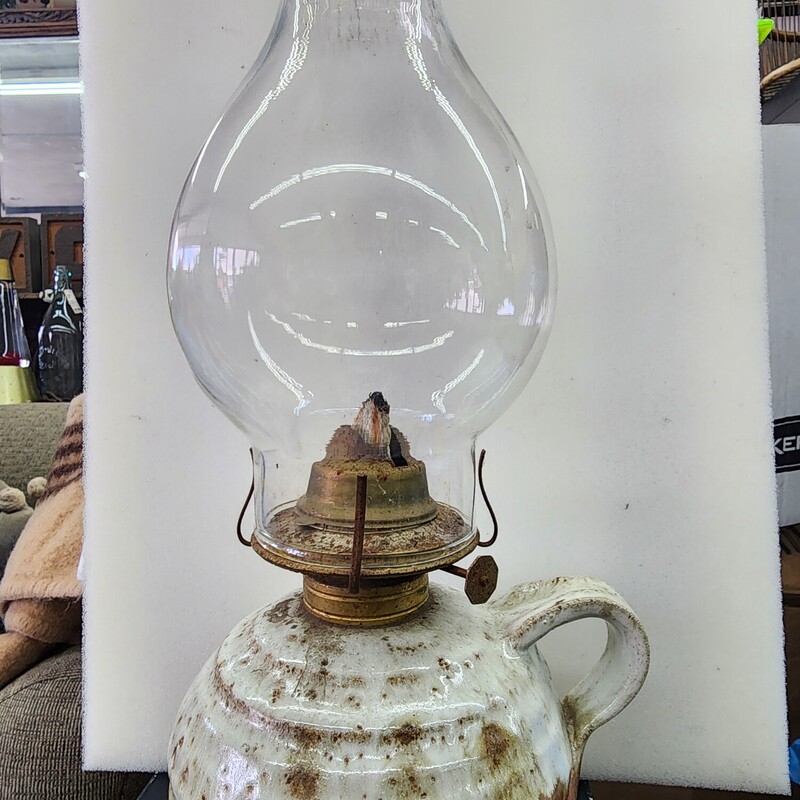 Pottery Oil Lamp, Tan, Size: W/Chimney