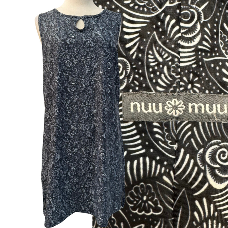 Nuu Muu Dream 2021 Active Dress
Ruu Muu with Kehole Detail
Colors:  Black and White
Size: 2X