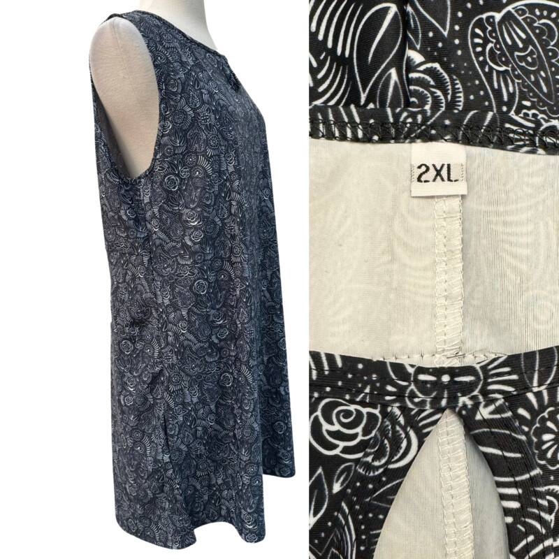 Nuu Muu Dream 2021 Active Dress<br />
Ruu Muu with Kehole Detail<br />
Colors:  Black and White<br />
Size: 2X