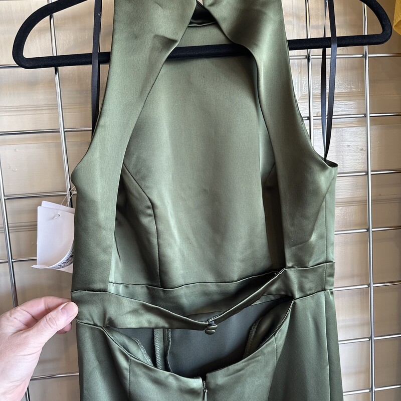 Lovely MockNeck NWT, Olive, Size: 2<br />
Original Nordstrom Price $231.00<br />
Our Price $170.00<br />
<br />
All Sales Are Final No Returns<br />
Shippping is Available<br />
or<br />
Pick Up In Store Within 7 Days of Purchase