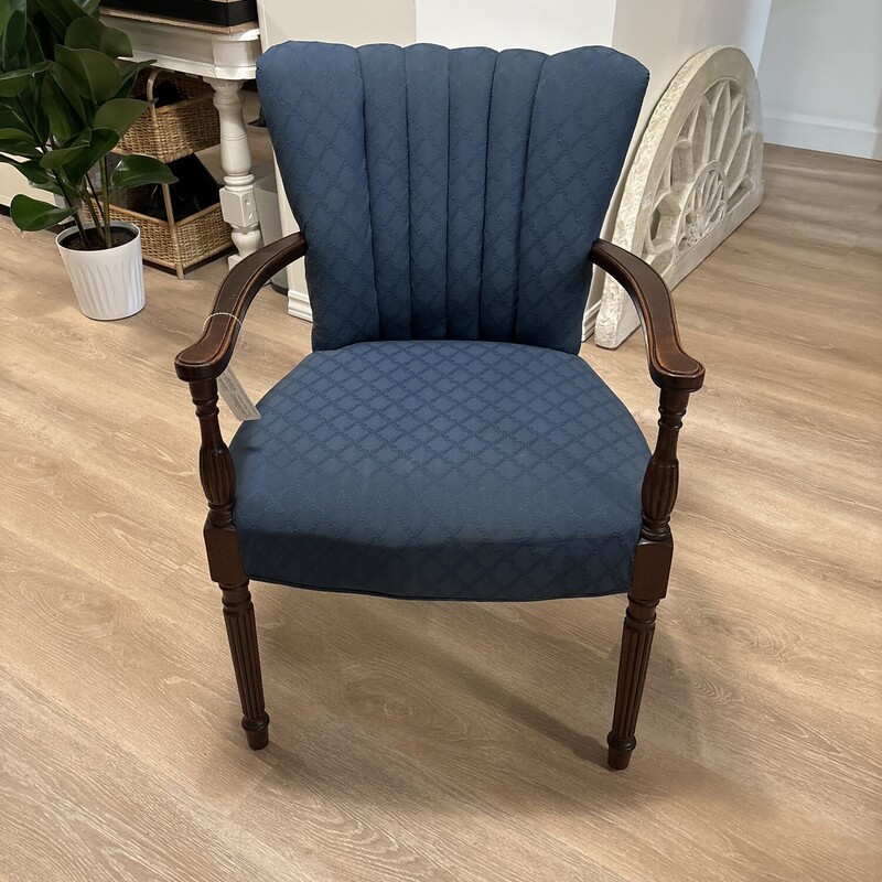 Vintage Accent Chair
Blue
Size: 23 X 26 In