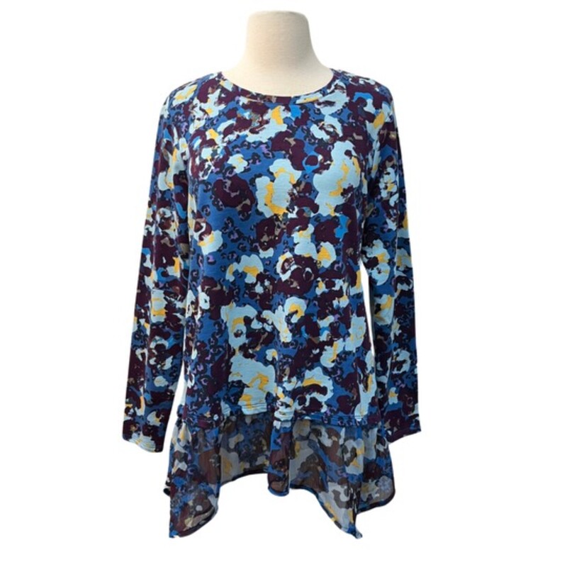 Logo Lounge Tunic
Sheer Ruffle Detail
Abstract Floral Design
Color: Pretty Blues
Size: Small