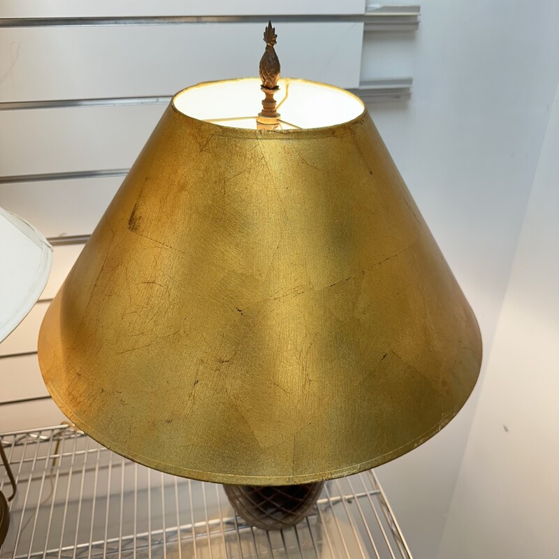 Heavy Pineapple Lamp, Gold Leaf Shade Included
Size: 26in