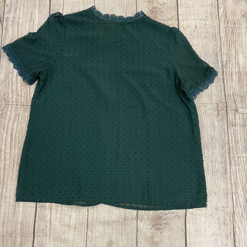 Top, Green v neck shorts sleeves Size: XL