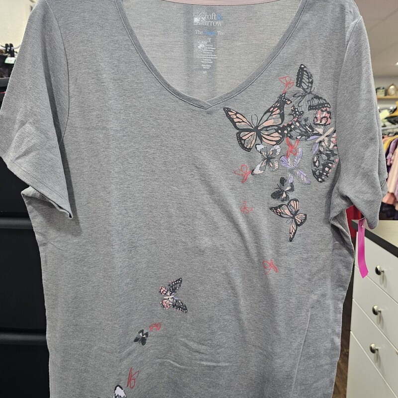 Short sleeve v neck tee in grey with butterfly graphics
