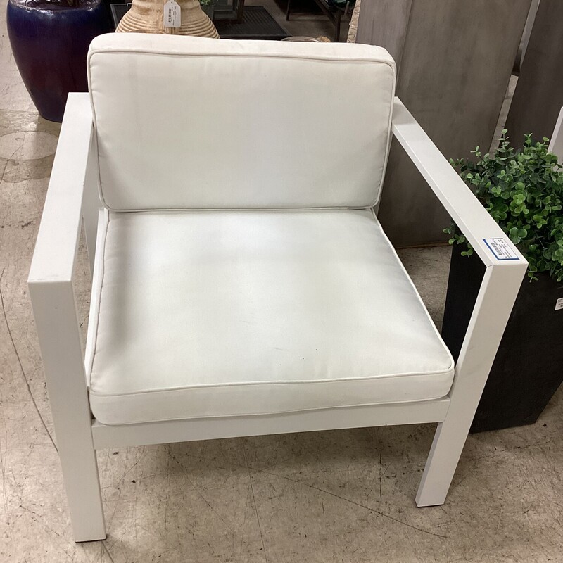 S/2 Metal Patio Chairs, White, W/Cushions<br />
30 in w x 16 in t