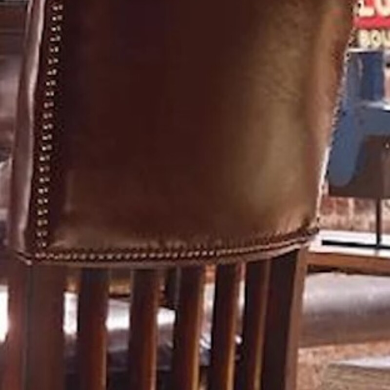Stanley Leather Barstools<br />
Dark Brown Leather on Brown Wood Frame<br />
Size: 20x20x46H<br />
Bar Height- Floor to Seat 29 Inches<br />
Set of 4