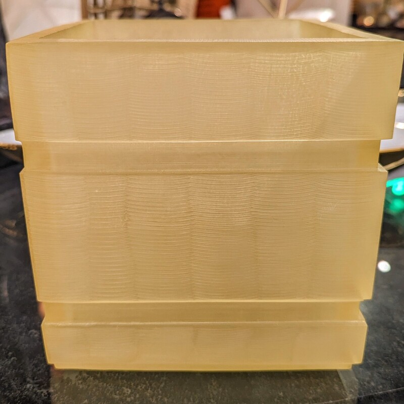 Resin Molded Box Vase
Yellow Size: 6 x 6 x 6H