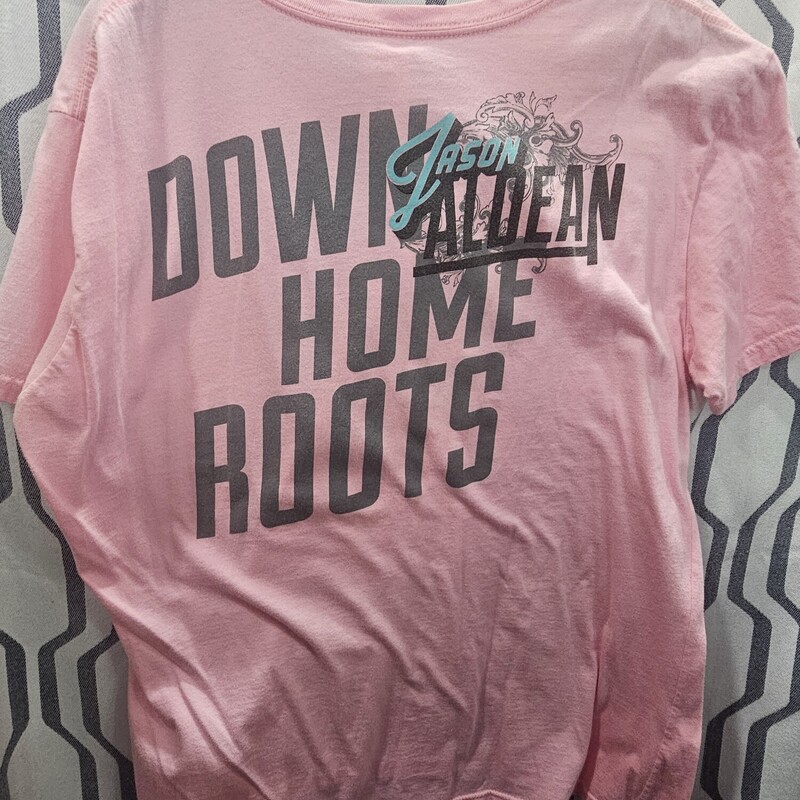 Short sleeve tee in pink sporting all the country vibes with Jason Aldean