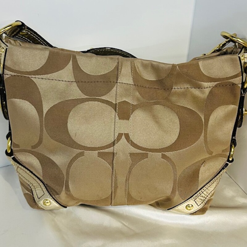 Coach Logo Metallic Strap Handbag
Tan Gold
Size: 13.5x8H