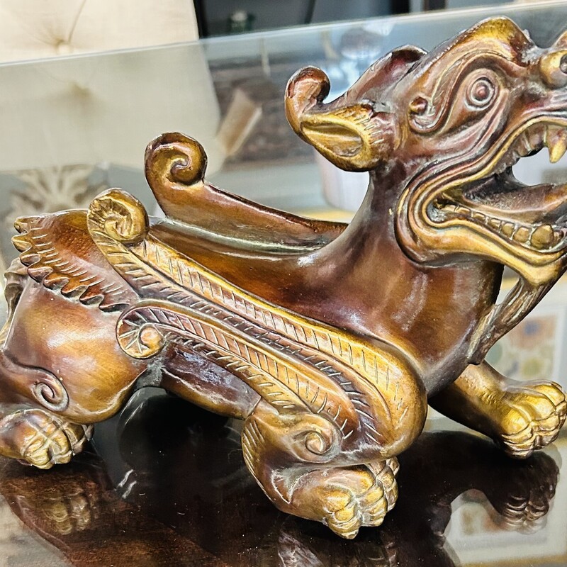 Resin Foo Dog Dragon
Bronze and Gold
Size: 12x8.5H