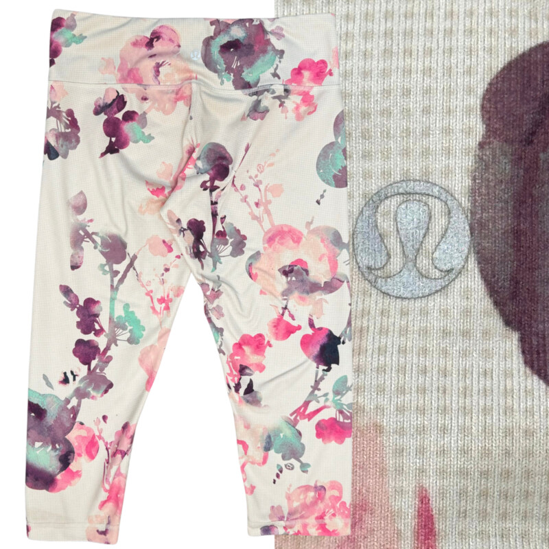 Lululemon Floral Leggings<br />
White, Pink, Plum and Mint<br />
Size: S/M
