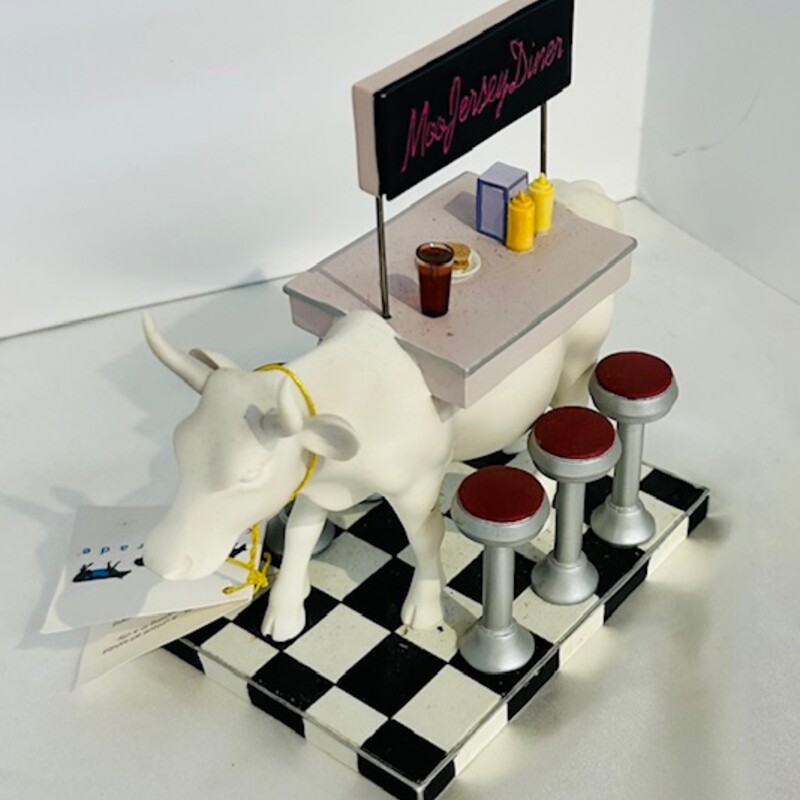Cow Parade Moo Jersey Diner
White Black Pink Red
Size: 6x6H