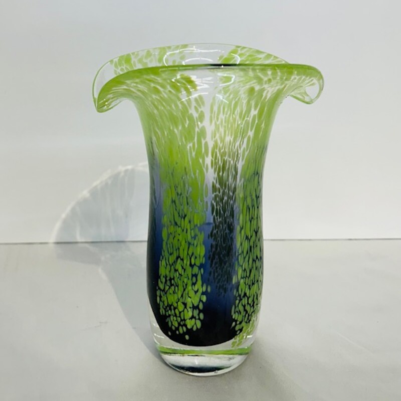 Handblown Mottled Pulpit Vase
Green Purple
Size: 5x7.5H