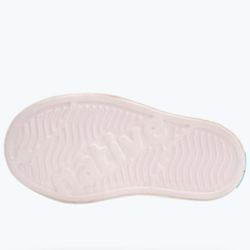 Native Jefferson Child, Milk Pink, Size: C12<br />
<br />
It's the leader of lite-ness and our original EVA all-star, the uncompromisable Jefferson. Like any reigning ruler of the ring, the Jefferson encompasses all of the fine features that you'd expect from a Native shoe. It's shock absorbent, odor resistant, hand-washable, and comes in an infinite assortment of colors and treatments. Capabilities clouds could only dream of.<br />
<br />
MATERIALS<br />
Rubber Rand and Toe<br />
Injection Molded EVA Construction